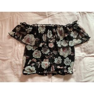Guess off shoulder floral top